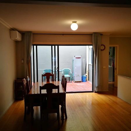 Moonee Valley Views Aparthotel Melbourne Eksteriør bilde