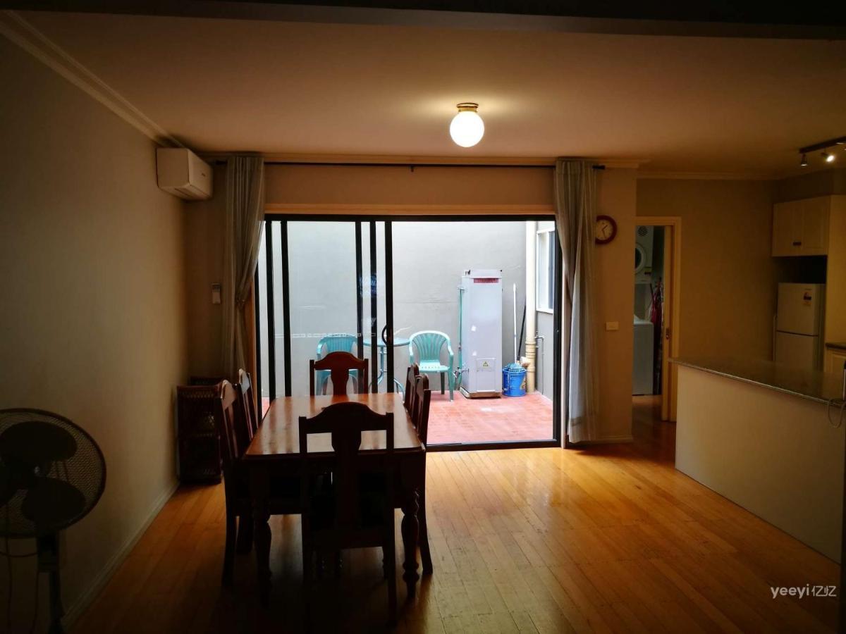 Moonee Valley Views Aparthotel Melbourne Eksteriør bilde
