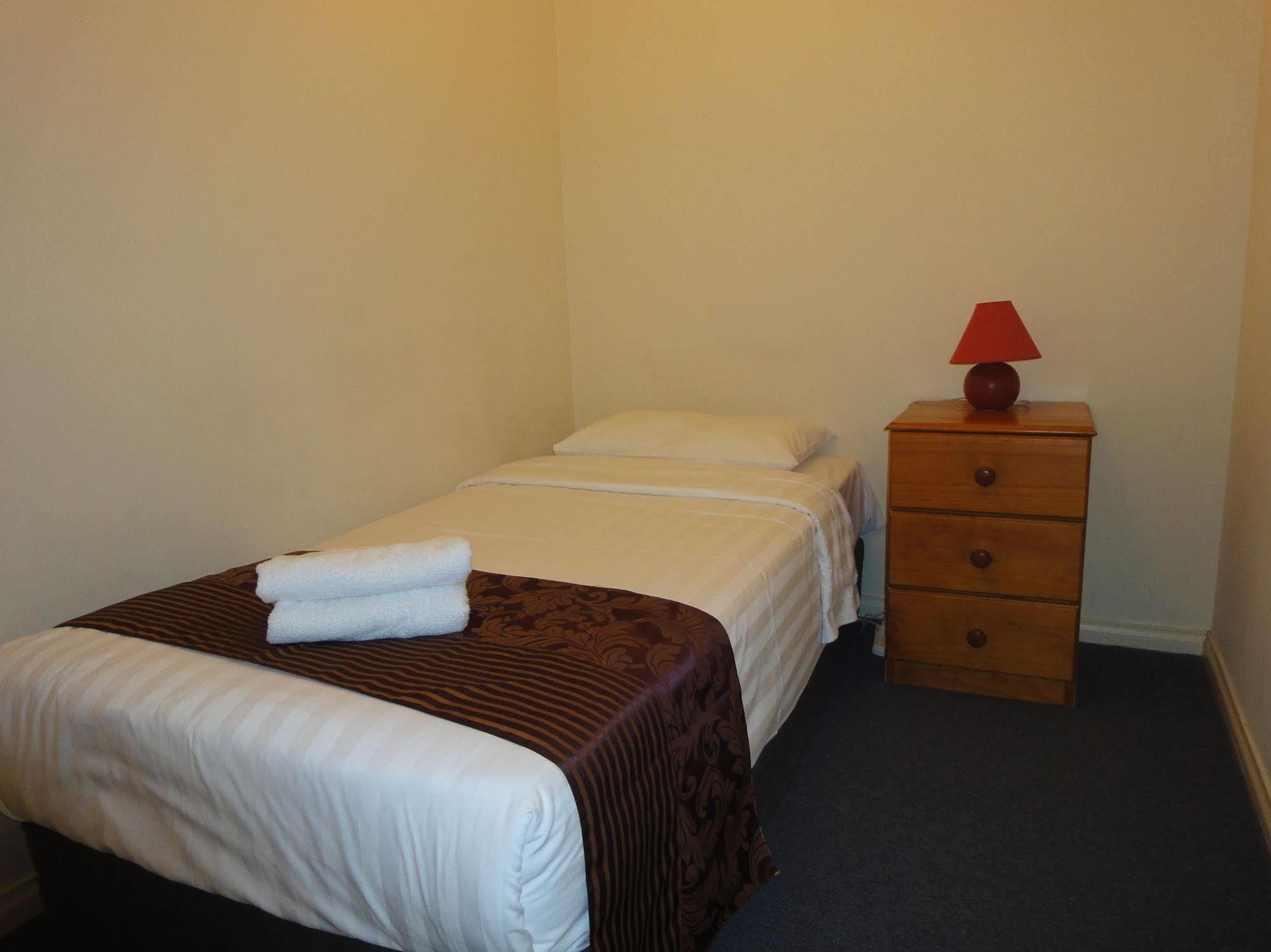 Moonee Valley Views Aparthotel Melbourne Eksteriør bilde